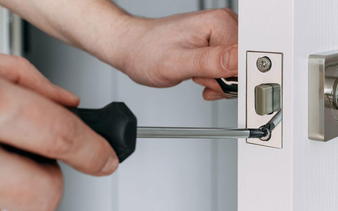 4 Signs That You Need to Change Your Locks